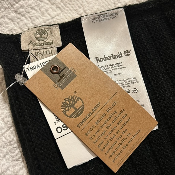 Timberland Black Scarf. NWT - Picture 3 of 5